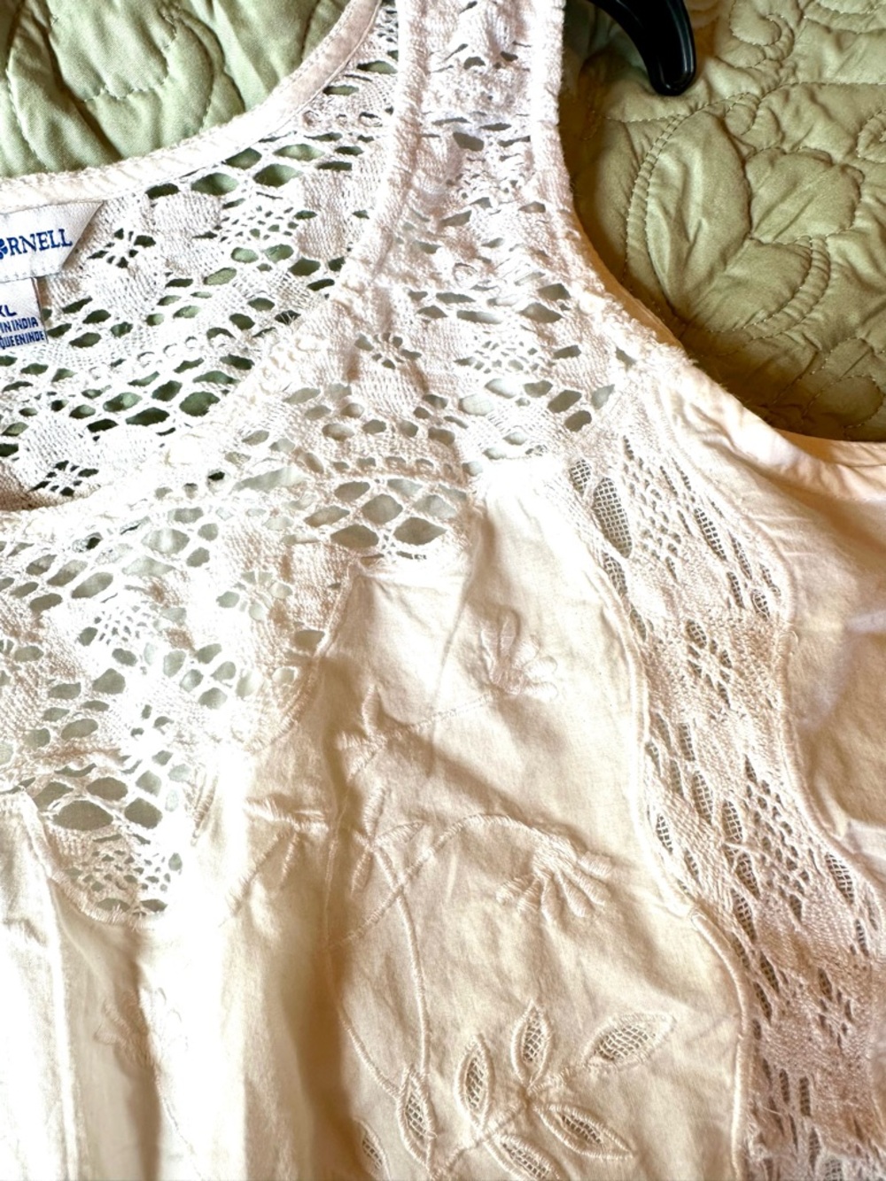 April Cornell Women’s White Lace Crochet Tank Top Lightweight Embroidered Shell* - Picture 4 of 5